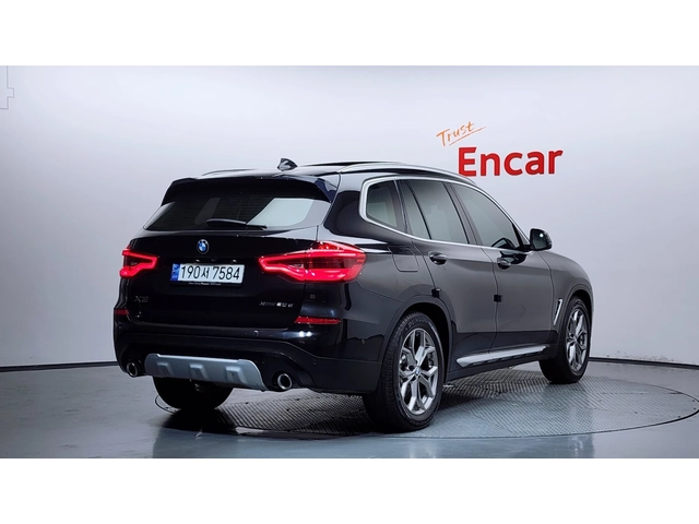 BMW X3 - автомобили, коли, обяви за нови и употребявани 1