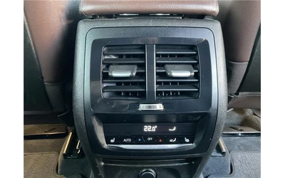 BMW X3 xDrive30i - автомобили, коли, обяви за нови и употребявани 9
