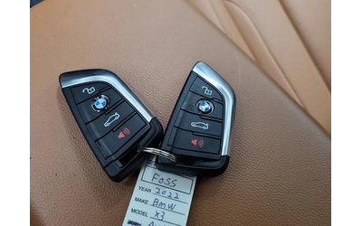 BMW X3 xDrive / Keyless Go / Navigation / Memory - автомобили, коли, обяви за нови и употребявани 8