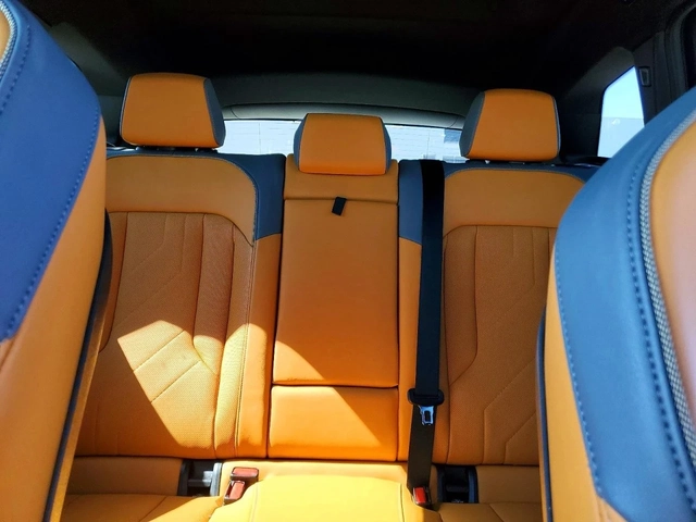 BMW X3 30 Xdrive - автомобили, коли, обяви за нови и употребявани 10
