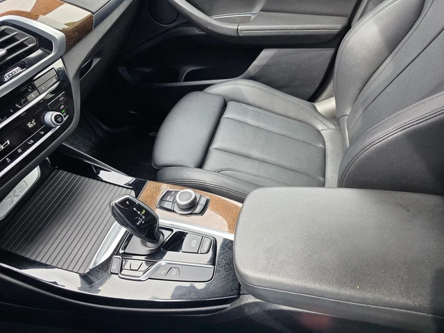 BMW X3 xDrive30i | Memory | Blind Spot | Camera | - автомобили, коли, обяви за нови и употребявани 9