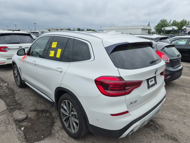 BMW X3 xDrive30i - автомобили, коли, обяви за нови и употребявани 2