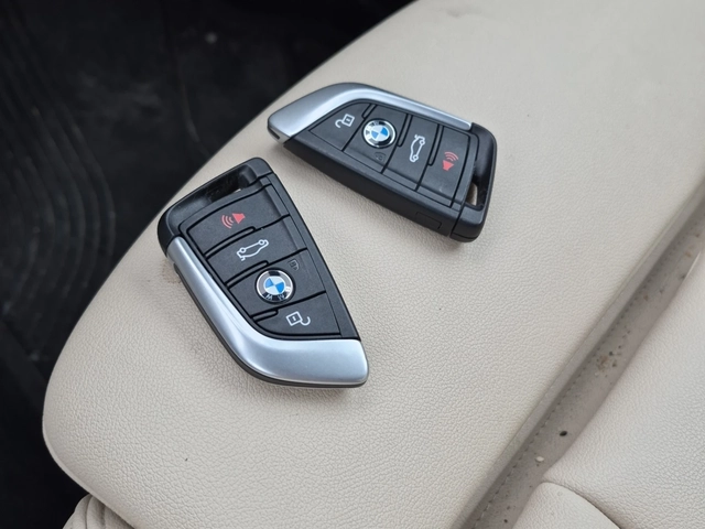 BMW X3 xDrive30i - автомобили, коли, обяви за нови и употребявани 4