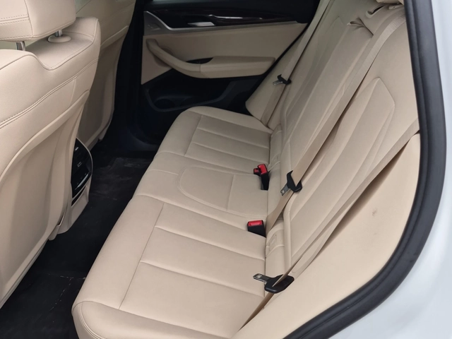 BMW X3 xDrive30i - автомобили, коли, обяви за нови и употребявани 8