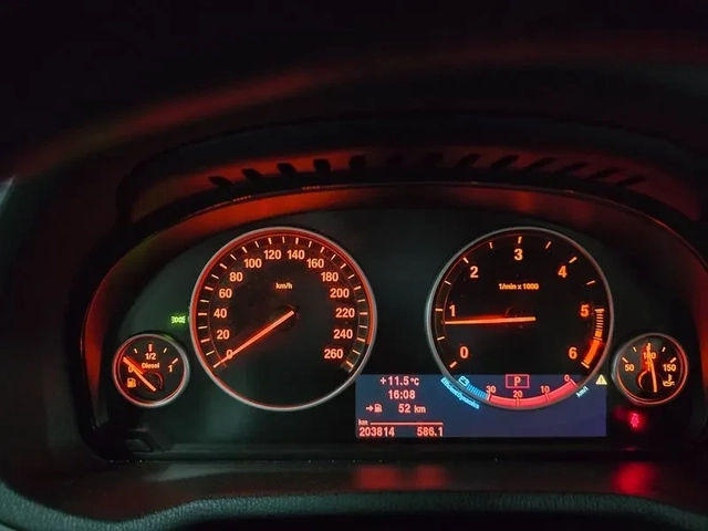 BMW X3 2.0d - автомобили, коли, обяви за нови и употребявани 8