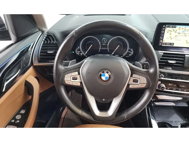 BMW X3 Xdrive 2.0D - автомобили, коли, обяви за нови и употребявани 7