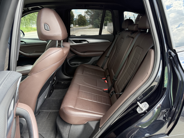 BMW X3 M40D x-Drive/Digital/8ск/Ambient/Собствен лизинг - автомобили, коли, обяви за нови и употребявани 9