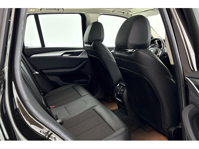 BMW X3 X3 20d xDrive - автомобили, коли, обяви за нови и употребявани 7