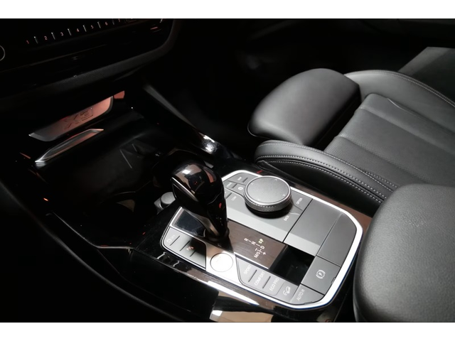 BMW X3 X3 20d xDrive M Pack - автомобили, коли, обяви за нови и употребявани 10