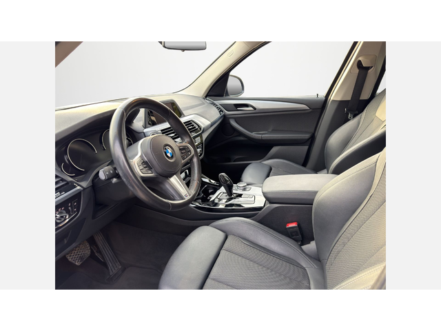 BMW X3 xDrive20i - автомобили, коли, обяви за нови и употребявани 5