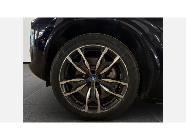 BMW X3 xDrive30e - автомобили, коли, обяви за нови и употребявани 4
