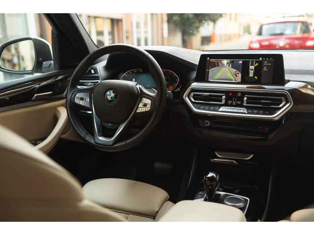 BMW X3 Xdrive30i - автомобили, коли, обяви за нови и употребявани 2