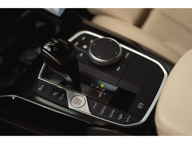 BMW X3 Xdrive30i - автомобили, коли, обяви за нови и употребявани 4