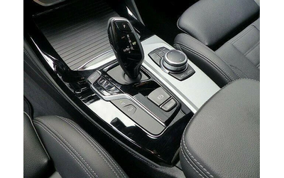 BMW X4 xDrive25d Sport - автомобили, коли, обяви за нови и употребявани 9