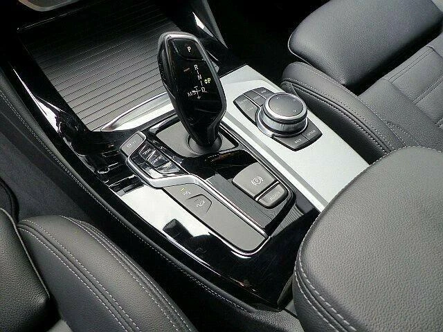 BMW X4 xDrive25d Sport - автомобили, коли, обяви за нови и употребявани 9