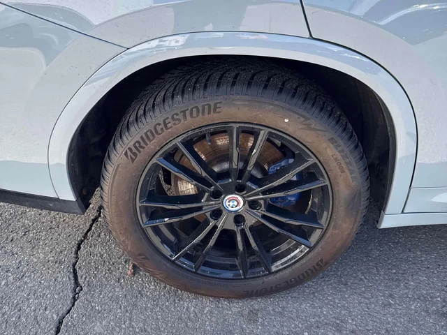 BMW X4 M40i * КАРБОН* DISTRONIC* HARMAN/KARDON* 360* - автомобили, коли, обяви за нови и употребявани 16