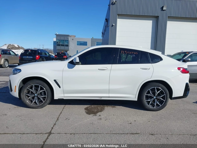 BMW X4 - автомобили, коли, обяви за нови и употребявани 13