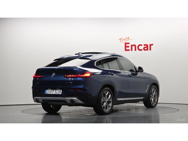 BMW X4 xDrive 20i xLine - автомобили, коли, обяви за нови и употребявани 1