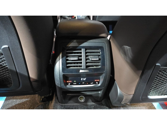 BMW X4 xDrive M40d | HUD | 360  Камера | DISTRONIC - автомобили, коли, обяви за нови и употребявани 14