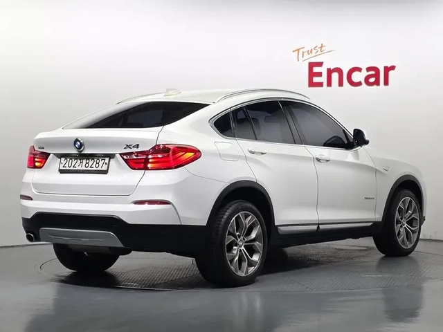 BMW X4 xDrive 20D - автомобили, коли, обяви за нови и употребявани 1