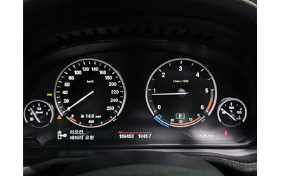 BMW X4 xDrive 20D - автомобили, коли, обяви за нови и употребявани 7