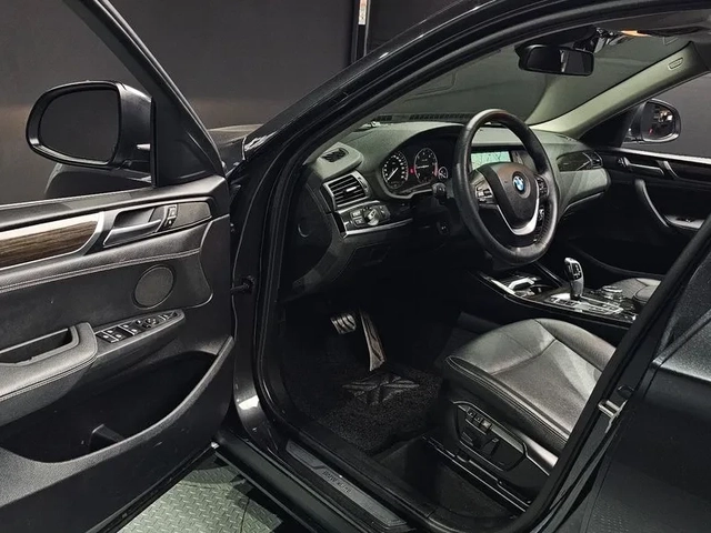 BMW X4 2.0d - автомобили, коли, обяви за нови и употребявани 11