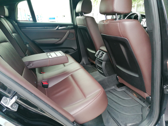 BMW X4 xDrive 35i - автомобили, коли, обяви за нови и употребявани 12