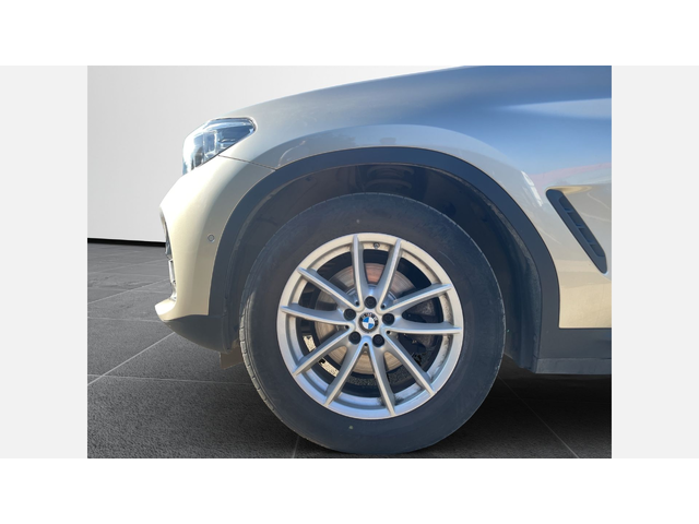 BMW X4 xDrive20d - автомобили, коли, обяви за нови и употребявани 4