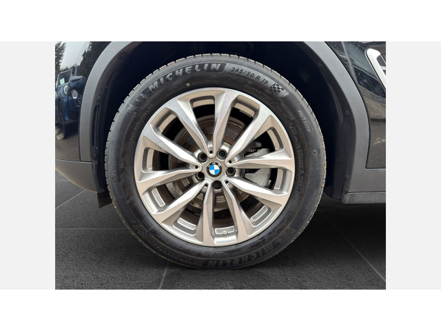 BMW X4 xDrive20d - автомобили, коли, обяви за нови и употребявани 4