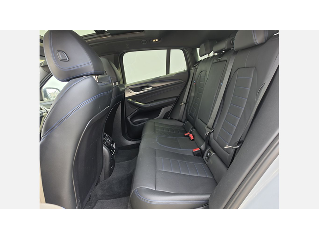 BMW X4 xDrive20i - автомобили, коли, обяви за нови и употребявани 10