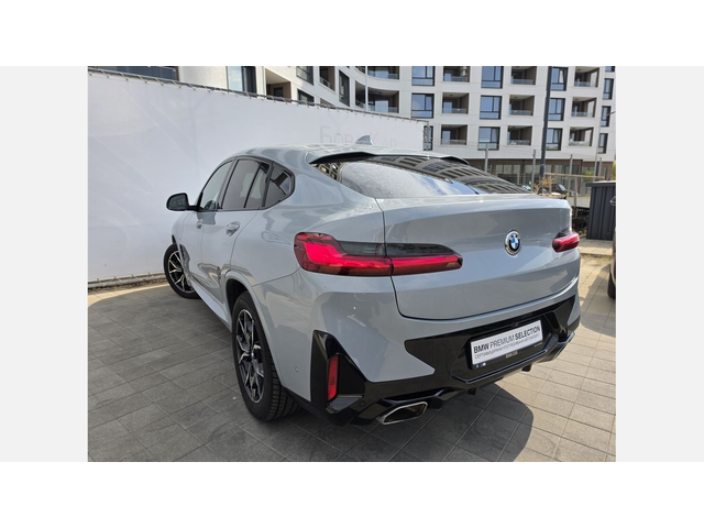 BMW X4 xDrive20i - автомобили, коли, обяви за нови и употребявани 11