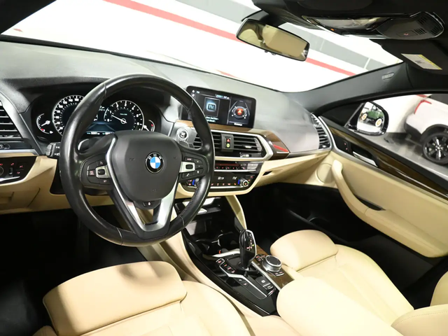 BMW X4 xDrive30i  Panoramic Roof Navigation Carplay All Wheel Drive - автомобили, коли, обяви за нови и употребявани 9