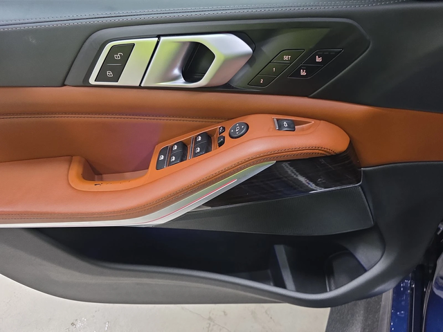 BMW X5 M-PACK* LASERLIGHT* HEADUP* МАСАЖ* ОБДУХ* ВАКУМ* 3 - автомобили, коли, обяви за нови и употребявани 13