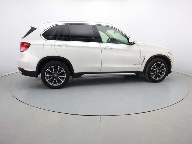 BMW X5 - автомобили, коли, обяви за нови и употребявани 10