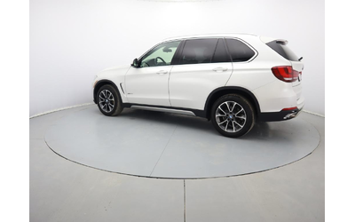 BMW X5 - автомобили, коли, обяви за нови и употребявани 24