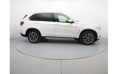BMW X5 - автомобили, коли, обяви за нови и употребявани 8