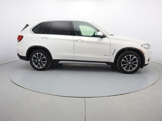 BMW X5 - автомобили, коли, обяви за нови и употребявани 8