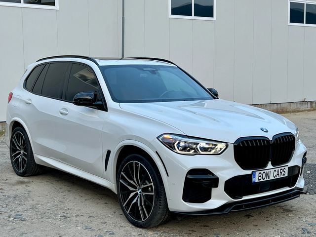 BMW X5 xDrive 40i/ M-Sport Individual/ Laser/ 9440 км - автомобили, коли, обяви за нови и употребявани 2