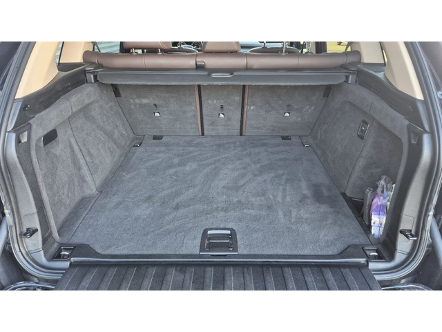 BMW X5 35i M Xdrive - автомобили, коли, обяви за нови и употребявани 15