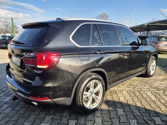 BMW X5 35i M Xdrive - автомобили, коли, обяви за нови и употребявани 6