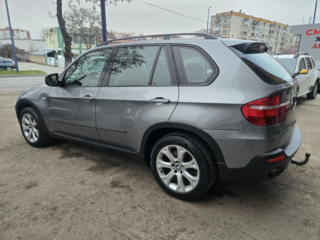 BMW X5 3.5 SD - автомобили, коли, обяви за нови и употребявани 4
