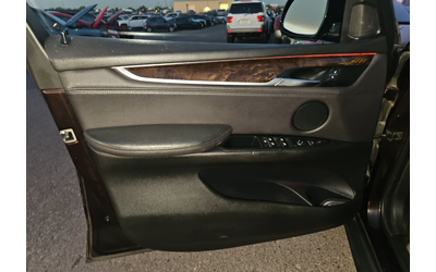 BMW X5 xDrive35i LUXURY LINE - автомобили, коли, обяви за нови и употребявани 7