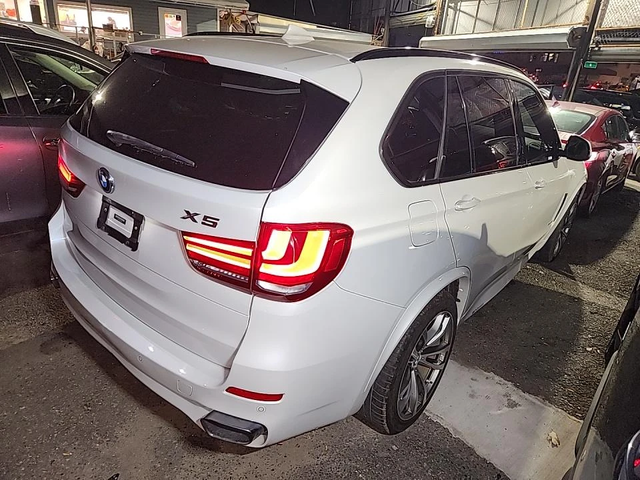 BMW X5 M-PERFORMANCE / XDRIVE / 360 / ОБДУХВАНЕ - автомобили, коли, обяви за нови и употребявани 5