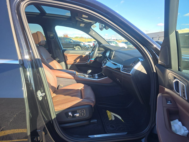 BMW X5 Black Sapphire Metallic - автомобили, коли, обяви за нови и употребявани 7