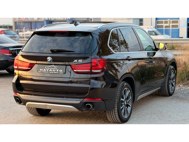 BMW X5 30d= xDrive= 7 Места= Keyless= HUD= Soft Close= 36 - автомобили, коли, обяви за нови и употребявани 3