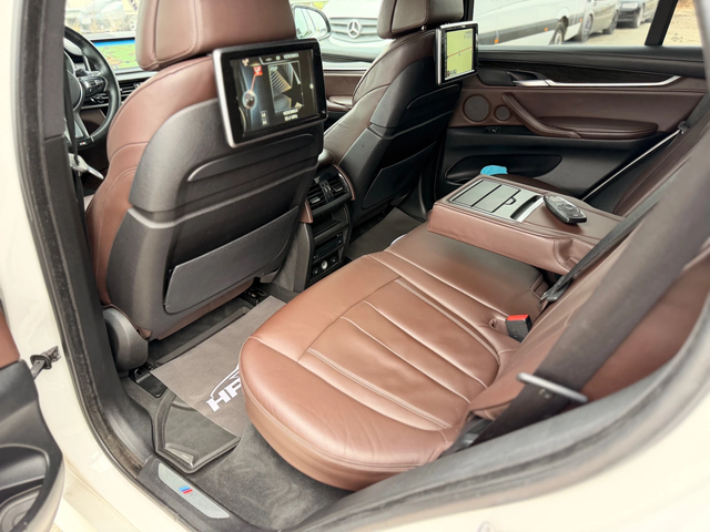 BMW X5 40d= xDrive= M-performance= Aero Pac= 3xTV= Soft C - автомобили, коли, обяви за нови и употребявани 12