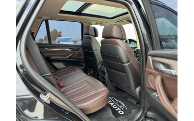 BMW X5 30d= xDrive= M-performance= 7 места= Панорама= Hea - автомобили, коли, обяви за нови и употребявани 11