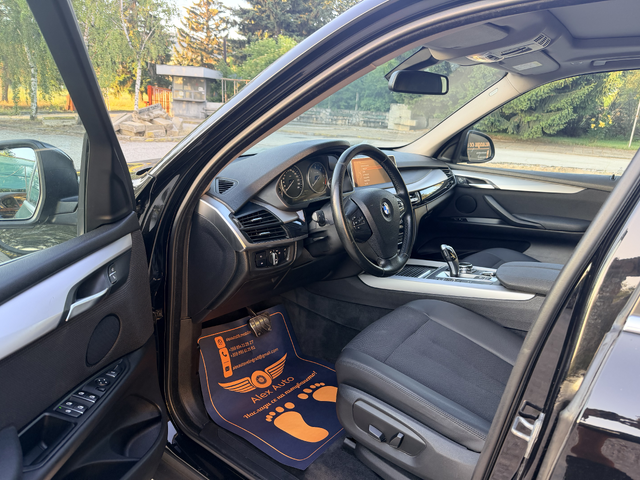 BMW X5 3.0d - 258к.с. / X-Drive / Панорама / Обслужен - автомобили, коли, обяви за нови и употребявани 7