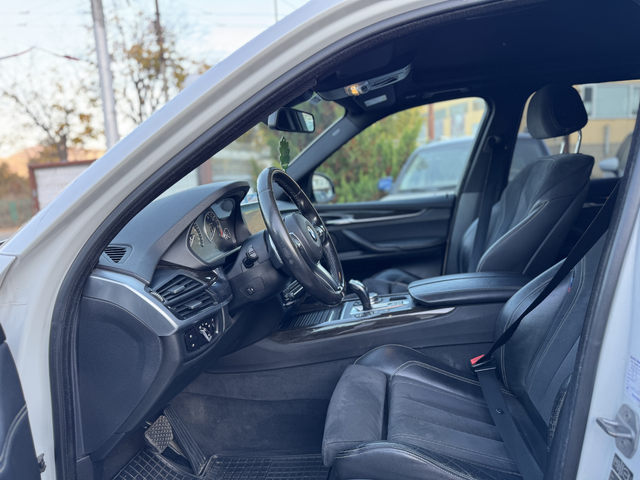 BMW X5 3.0d M-Pack LED - автомобили, коли, обяви за нови и употребявани 7