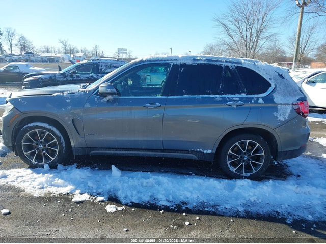 BMW X5 3.0L I-6 DI, DOHC, VVT, TURBO, 300HP All Wheel Drive - автомобили, коли, обяви за нови и употребявани 13